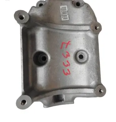 Engine mounting bracket