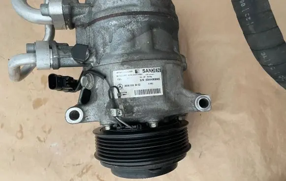 Mercedes-Benz GLC X253 C253 Air conditioning (A/C) compressor (pump) A0008303902 03444909663