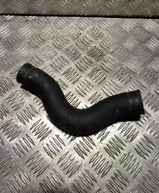 Subaru Outback (BS) Engine coolant pipe/hose