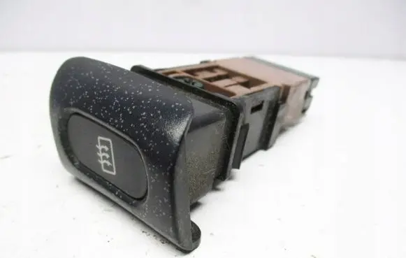 Nissan Serena Windscreen/window heater switch