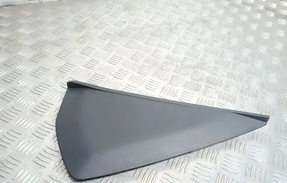 Dashboard side end trim