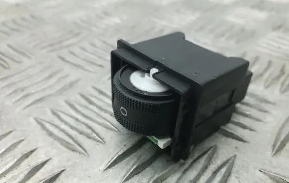 Audi A4 S4 B8 8K Headlight level height control switch 8K0941301A