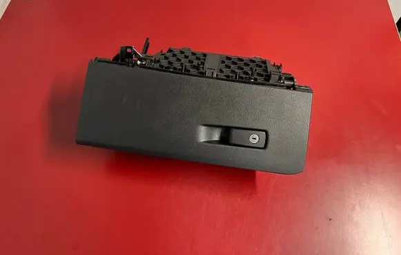 BMW X1 F48 F49 Glove box 9339816