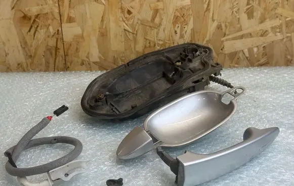 BMW 5 E60 E61 Front door exterior handle 51217034544 7034544