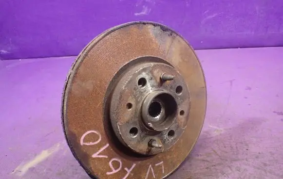Fiat Albea Front wheel hub spindle knuckle