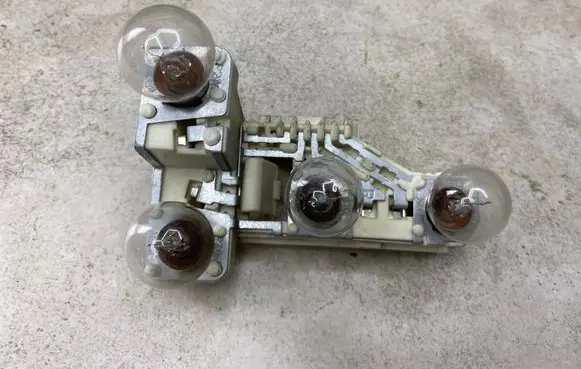 BMW 3 E90 E91 Tail light bulb cover holder 7160076