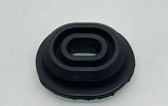 Volkswagen PASSAT B8 Radiator mount bracket 1K0121367F