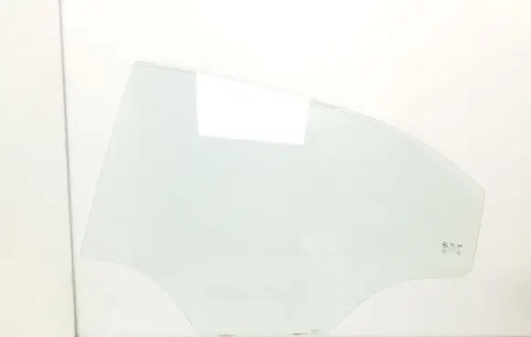 KIA Rio Rear door window glass