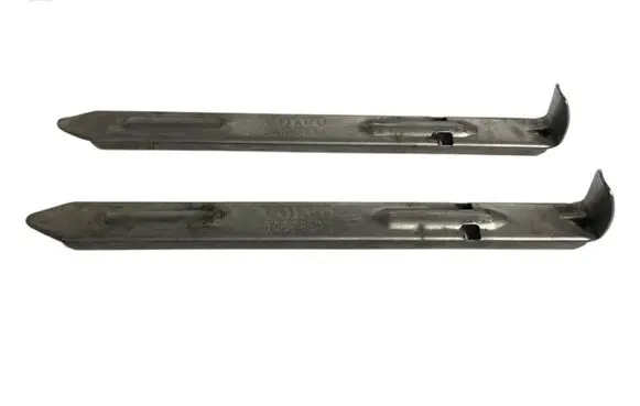 Volvo XC70 Headlight/headlamp mounting bracket 30678340