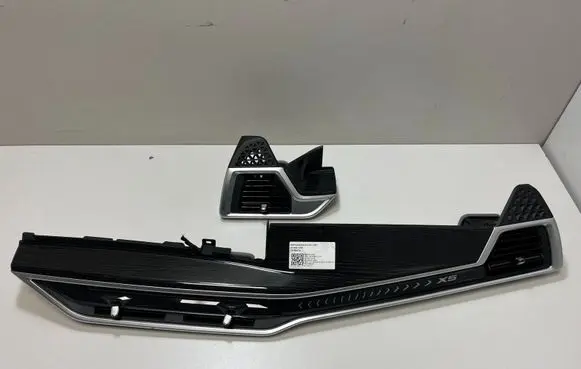 BMW X5 G05 Dashboard air vent grill cover trim 5A4F830 5A01333