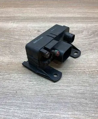 Mercedes-Benz C W203 Glow plug pre-heat relay 132159
