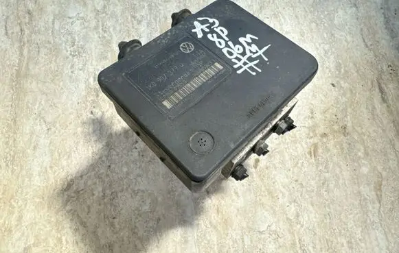 Audi A3 S3 8P ABS Pump 1K0907379Q