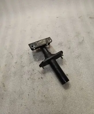 Audi V8 Front bumper mounting bracket 441807271c