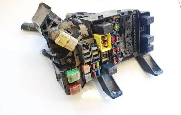 Mitsubishi Pajero Fuse box set 