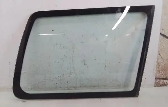 Subaru Forester SF Rear side window 43R00018
