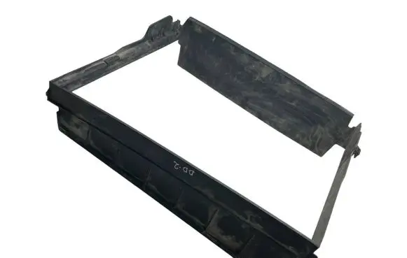 Dacia Duster Intercooler air guide/duct channel 215592385R