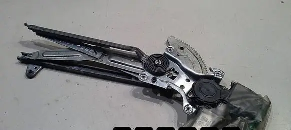 Toyota Camry Front door window regulator with motor 85710-33040