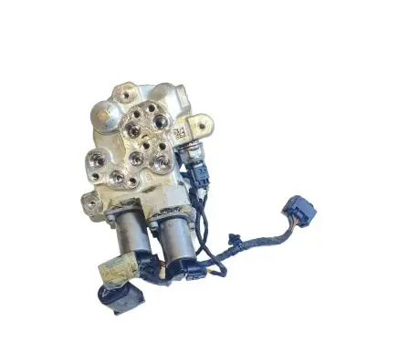 BMW 5 F10 F11 Active stabilizer control/valve assembly 6775258