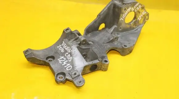 Volkswagen Tiguan Generator/alternator bracket 03L903143D