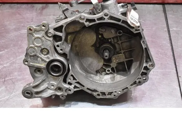 Opel Mokka Manual 6 speed gearbox 55575539