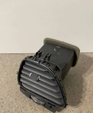 Fiat Freemont Dashboard side air vent grill/cover trim 3000101LFN