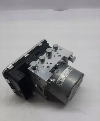 Volkswagen Golf VII ABS Pump 5Q0614517GB