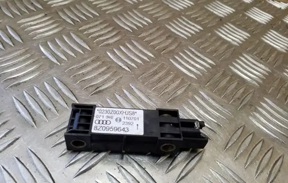 Audi A2 Airbag deployment crash/impact sensor 8Z0959643