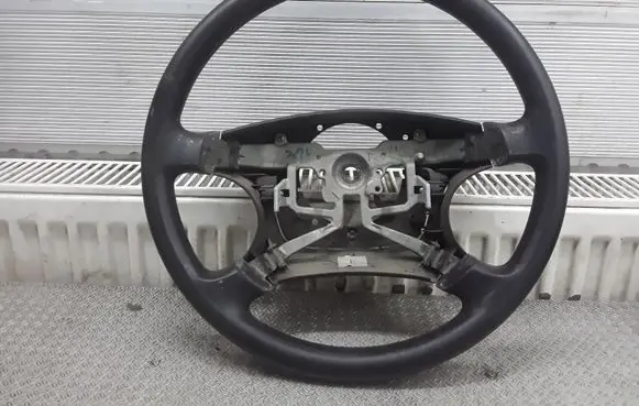 Toyota Avensis Verso Steering wheel