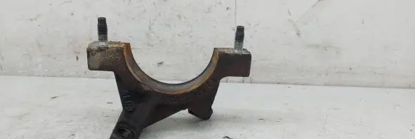 Volvo V50 Driveshaft support bearing bracket 4M513K305EA