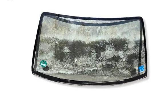 Suzuki Ignis Front windscreen/windshield window 