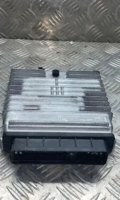 Ford Mondeo Mk III Engine control unit/module 5s7112a650