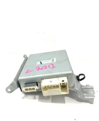 Toyota Avensis T270 Power steering control unit/module 8965005100 6900001682
