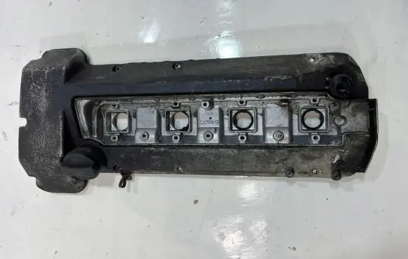 Mercedes-Benz S W140 Rocker cam cover 