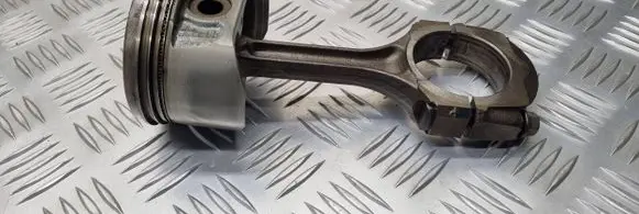 Renault Scenic I Piston with connecting rod