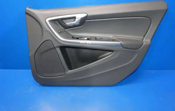 Volvo V60 Front door card panel trim