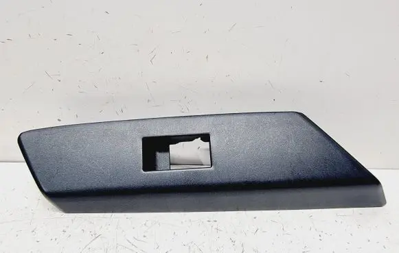 Toyota RAV 4 (XA40) Rear door window switch trim 7427142070