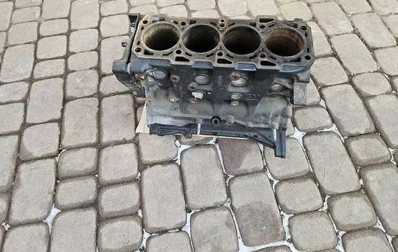 Opel Insignia A Engine block OPELCZESCI.com-F93