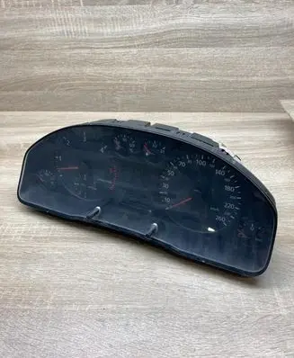 Audi A6 S6 C5 4B Speedometer (instrument cluster) 4B0919860MX 110208806