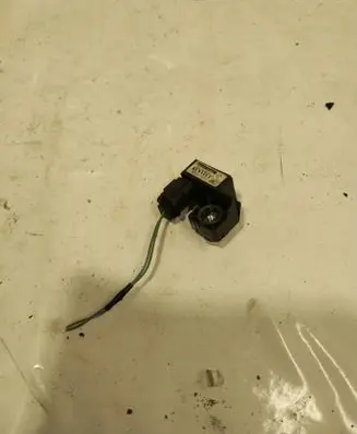Renault Megane II Airbag deployment crash/impact sensor 601298200 8200411025