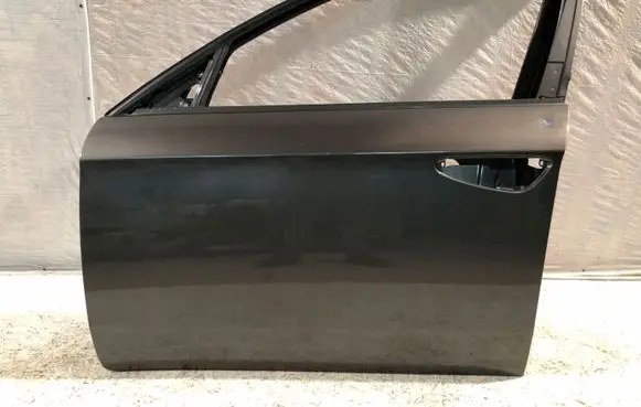Alfa Romeo 159 Front door