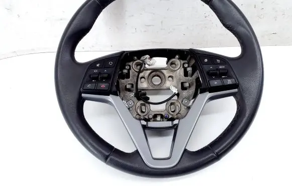 Hyundai Tucson TL Steering wheel 96710D3410 96720D7220
