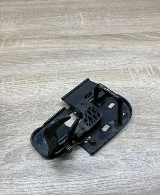 Volkswagen PASSAT B6 Engine bonnet/hood lock/latch loop/hook 3C0823480