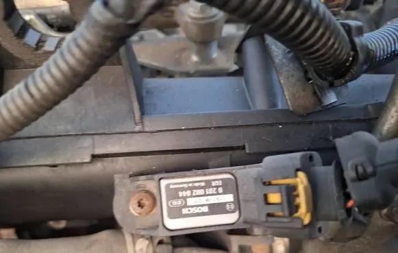 Suzuki Ignis Air pressure sensor 0281002844