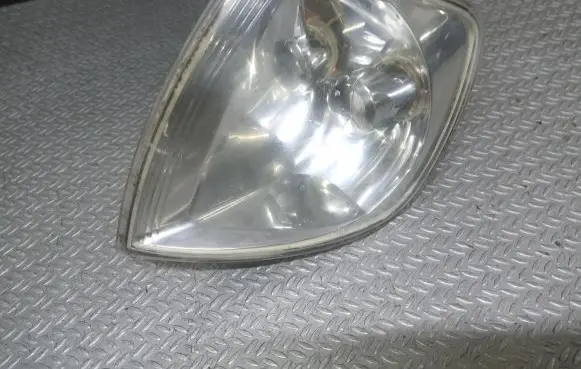 Volkswagen Polo III 6N 6N2 6NF Front indicator light 6N0953041N