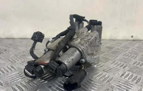BMW 5 GT F07 Air suspension compressor 6775258