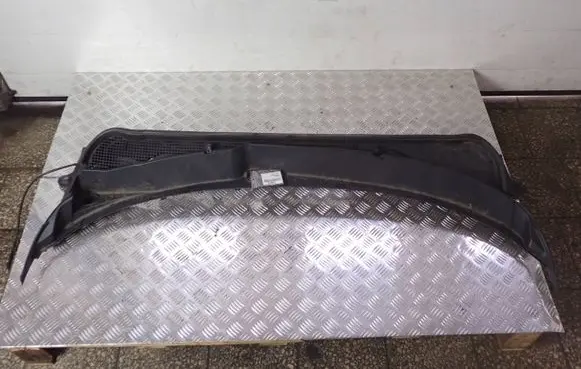 Subaru Forester SH Wiper trim