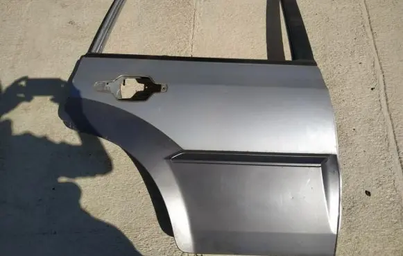 Hyundai Terracan Rear door pilkos