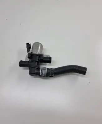 Audi SQ7 Coolant heater control valve 5q0906457c