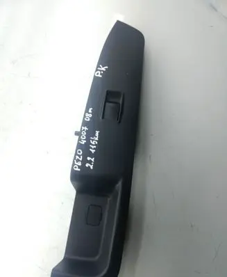 Peugeot 4007 Electric window control switch 8608A061 C8D602M