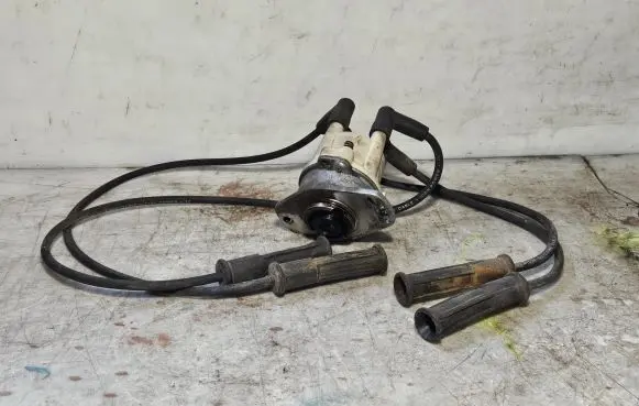 Renault Clio I Spark distributor 7700742852